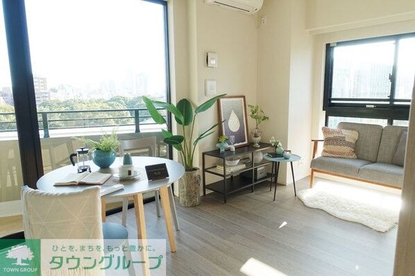 ミュプレ表参道の物件内観写真